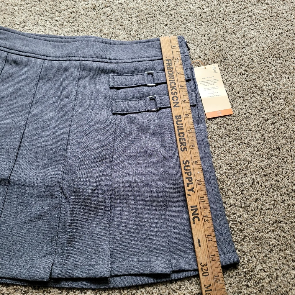 NWT French Toast Girls Skirt 8 Gray Pleated School Wear Collegiate SX9103-J-8